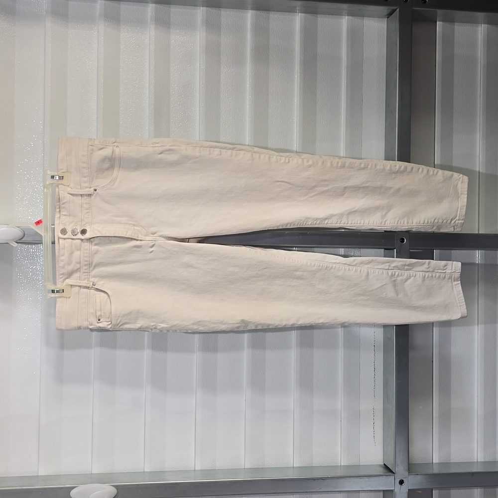 Ann Taylor Jeans cream color size 14 NWOT‎